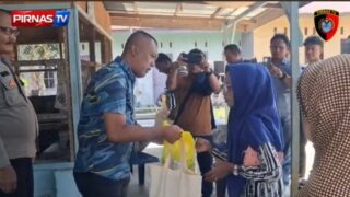 Polsek Torgamba Salurkan Bansos untuk Lansia di Aek Batu, Wujud Kepedulian Polri Hadir di Tengah Masyarakat